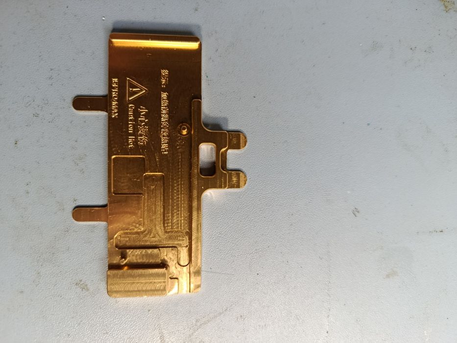 Форма для нижнего подогрева  iHeater для  iPhone 15 Pro max