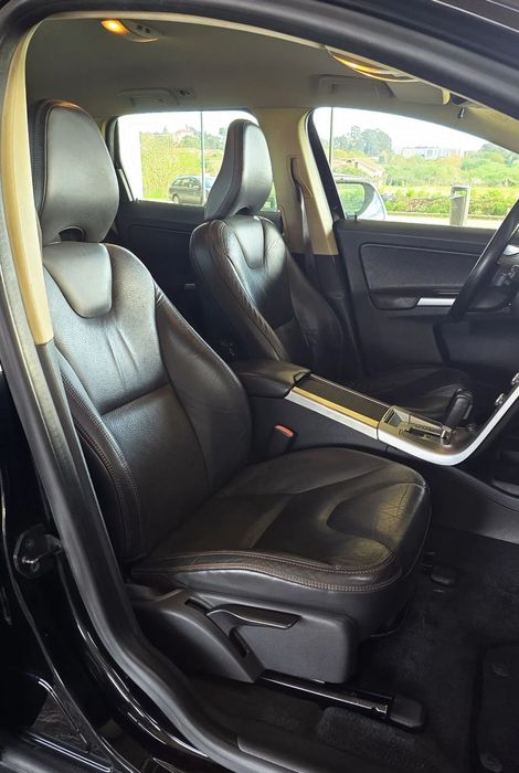 Volvo XC 60 2.4D AWD Aut. Summum