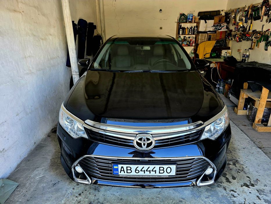 Продам Toyota camry