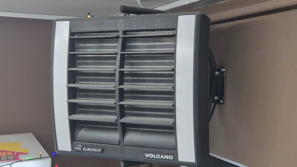 Nagrzewnica wodna VTS VOLCANO z konsolą+ regulator prędkości BREVE