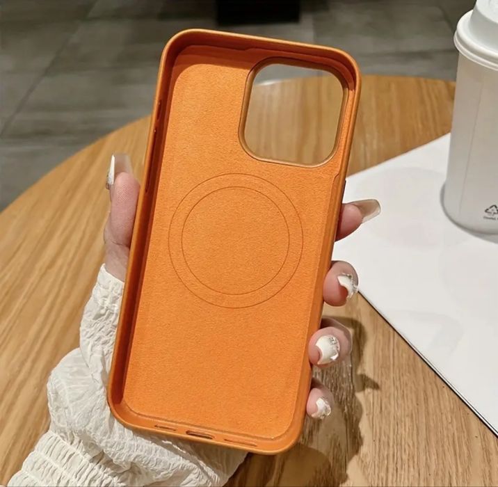 Чохол на IPhone 15