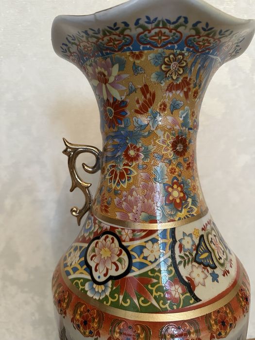 Ваза декоративна