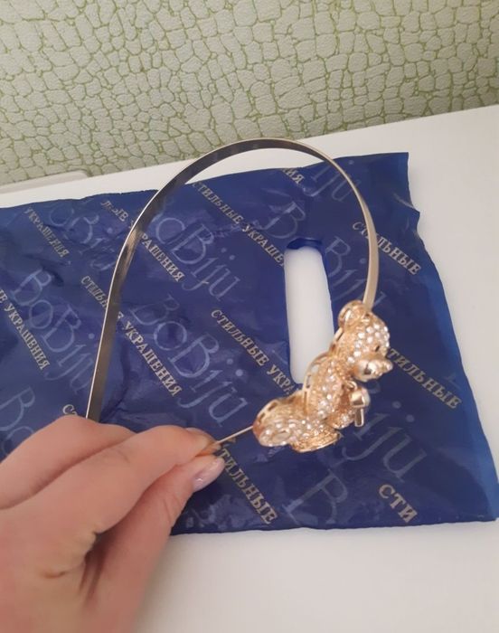 Обруч с медведем, камни Swarovski