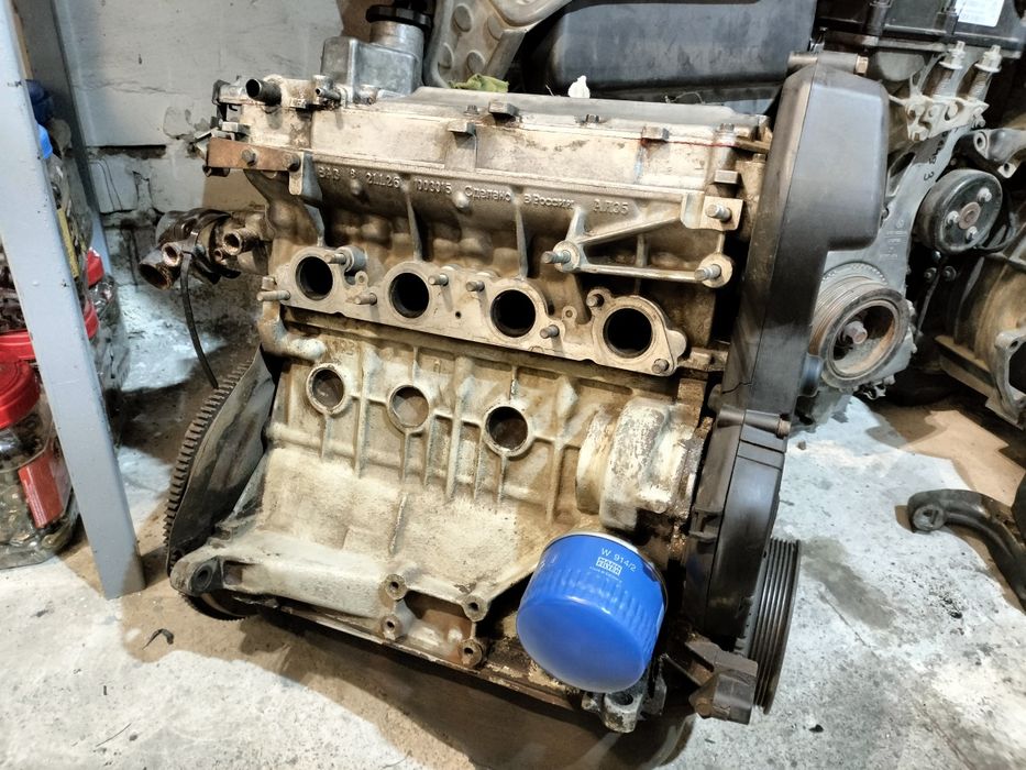 Двигун ВАЗ 2112 1.6 16V