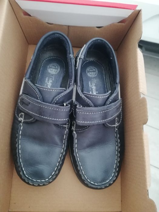 Vendo 3 pares de sapatos como novos