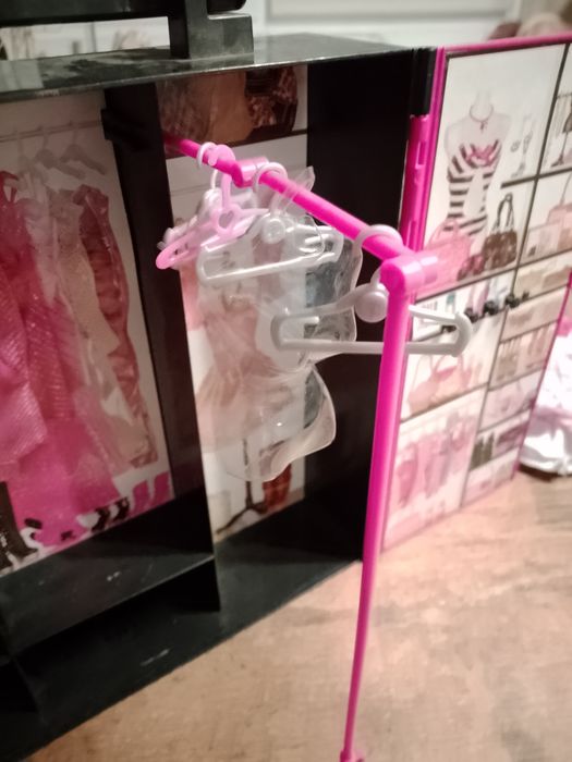 Bonecas guarda fatos da Barbie roupas e acessórios