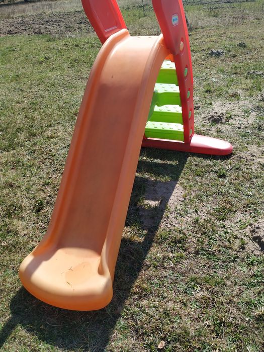 Duża składana zjeżdżalnia little tikes