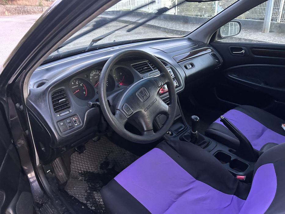 Honda Accord Sedan 1.8i VTEC 1999