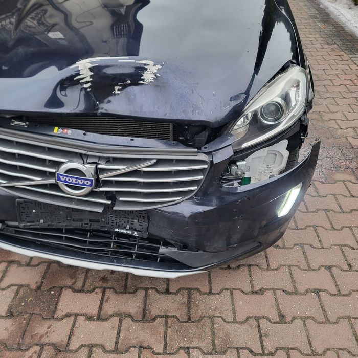 Volvo XC60 2016 rok 190KM el. Klapa