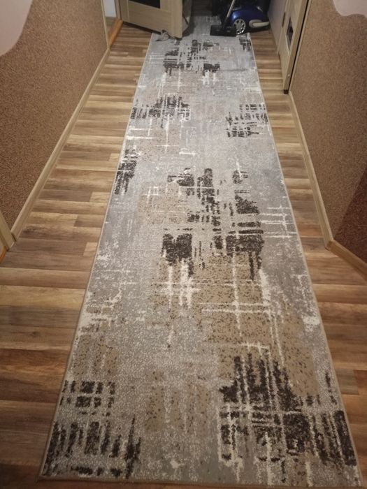 Коври доріжки в гарному стані