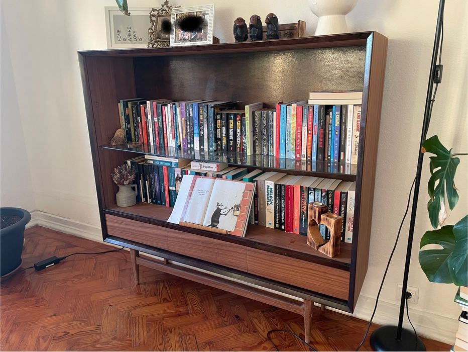 Vendo aparador de sala