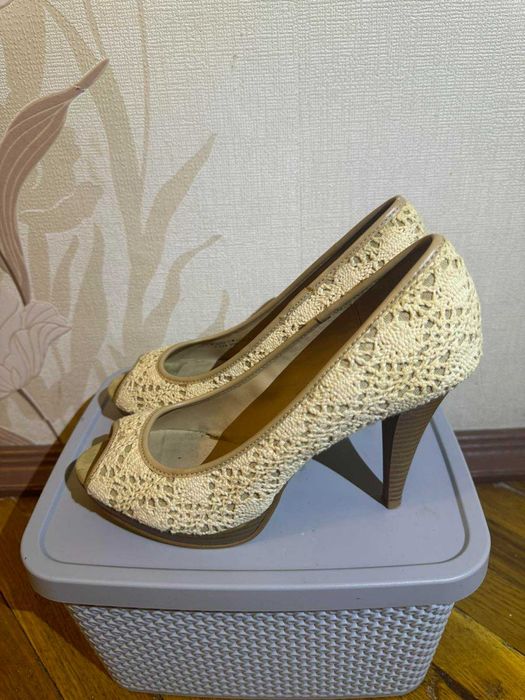 Жіночі туфлі Graceland