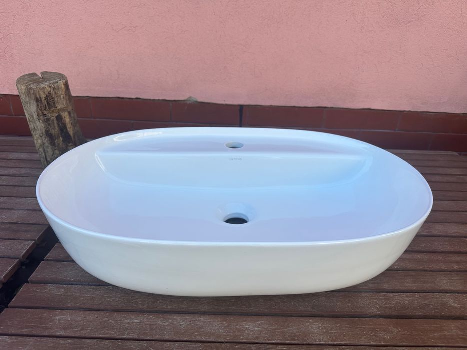 Umywalka Oltens  62x42