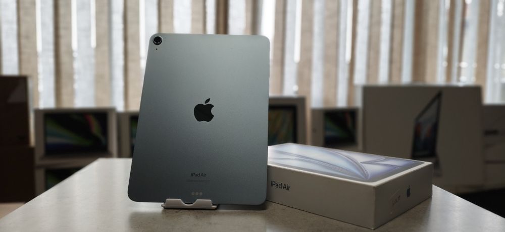 iPad Air 11 дюймів M2 на 128 ГБ /акумулятор 95% / версія Wi-Fi, колір Blue / ЧИТАЙ ОПИС