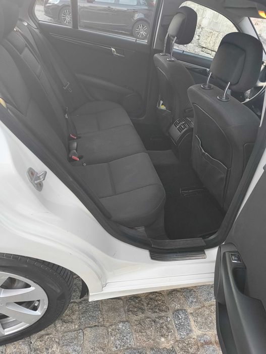 Mercedes-Benz C200 CDI | 2009 | Diesel | 395.000 km