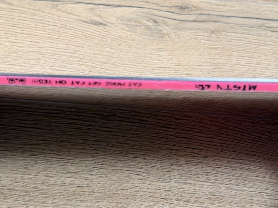 Deska snowboardowa misty drake 135 cm z wiązaniami drake. Stan dobry