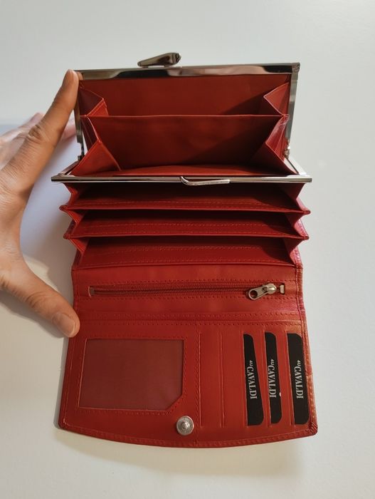 Portfel damski skórzany