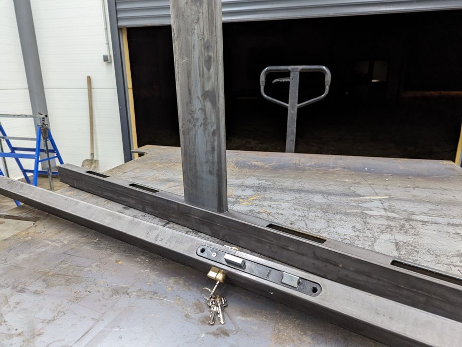 Profile perforowane -cięcie plazmą CNC, słupek, balustrada, ogrodzenie