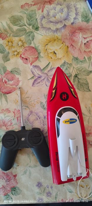 Катер на радиоуправлении для детей