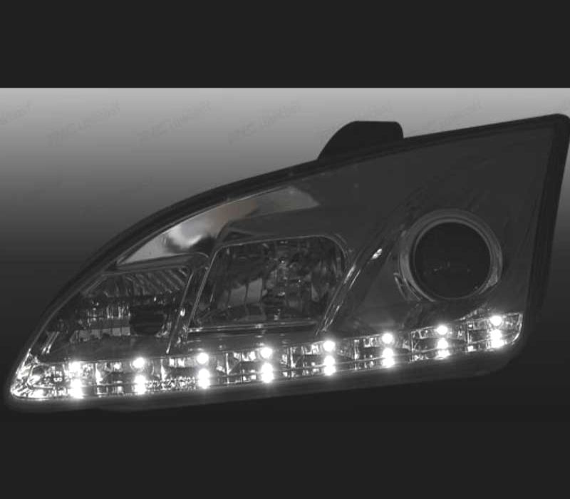 FARÓIS FRONTAIS FORD FOCUS MK2 LUZ DIURNA LED 5W FUNDO CROMADO