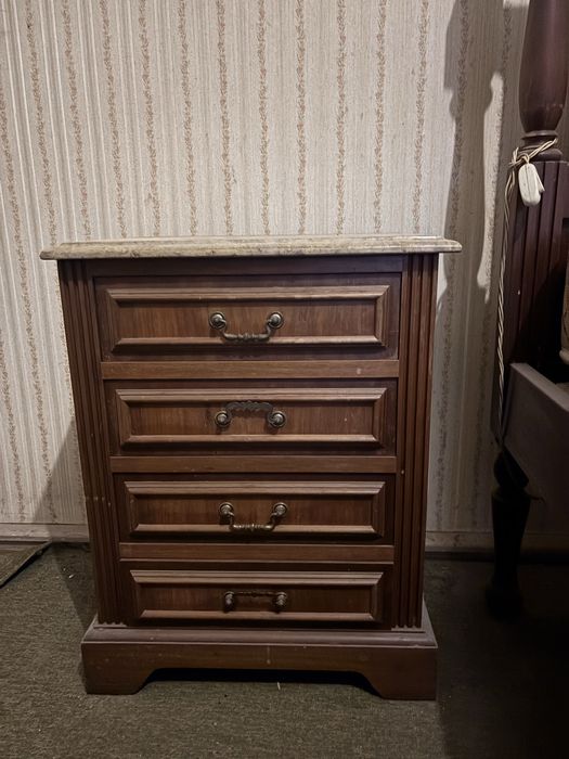 Vendo mobilia antiga