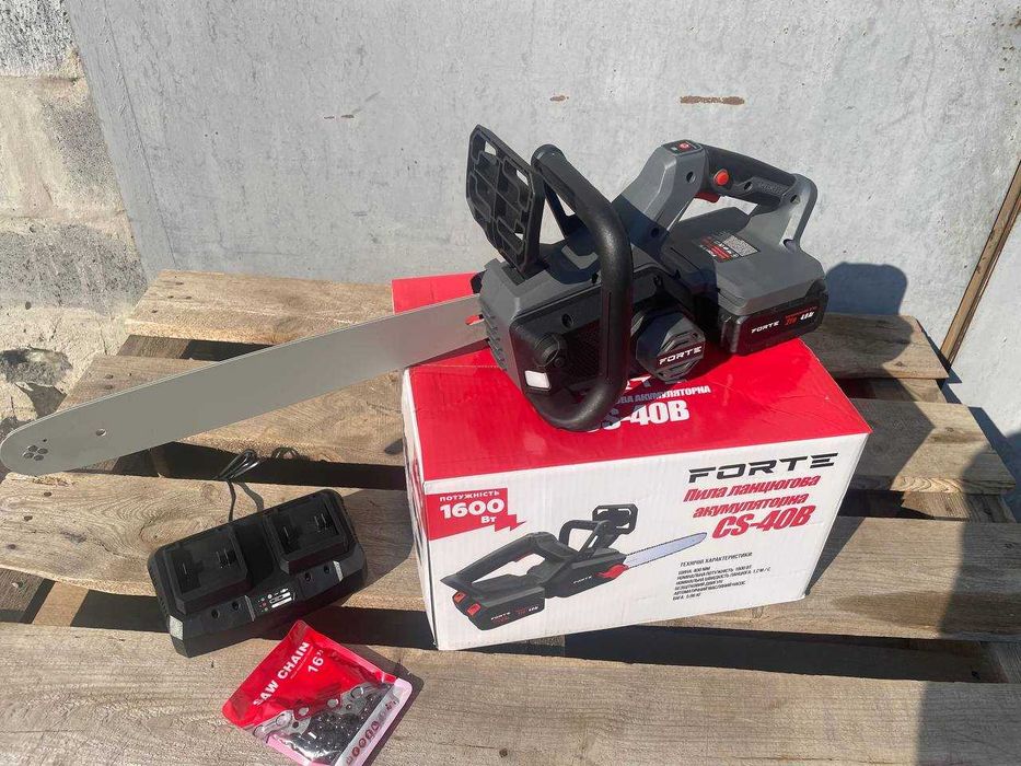 Пила акумуляторна FORTE CS-40B, шина 40 см (2 акум. та зарядний пристрій)