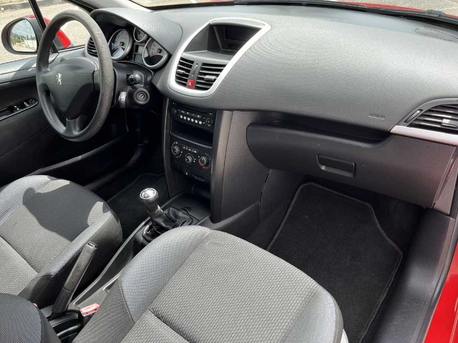 Peugeot 207 1.4 16V Sport — photo 5