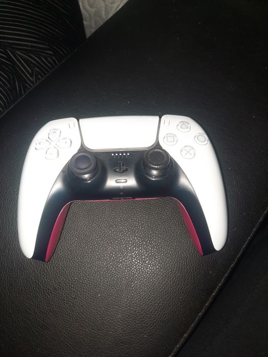 Comando ps5 com controladores