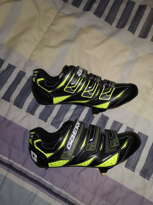 Sapatos Gaerne estrada