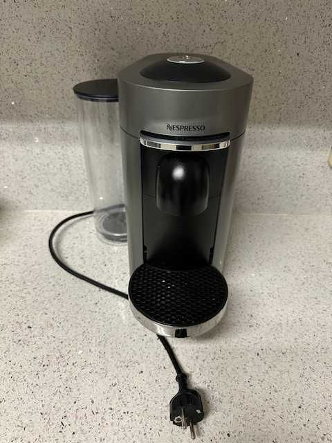 Máquina de café Nespresso Vertuo