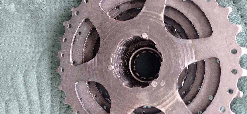 Kaseta zębatek Shimano 9 rzędowa CS-HG 30-9