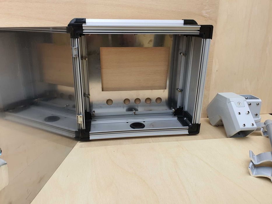 Obudowa aluminiowa panelu HMI 10 cal przemysłowa z ramionem