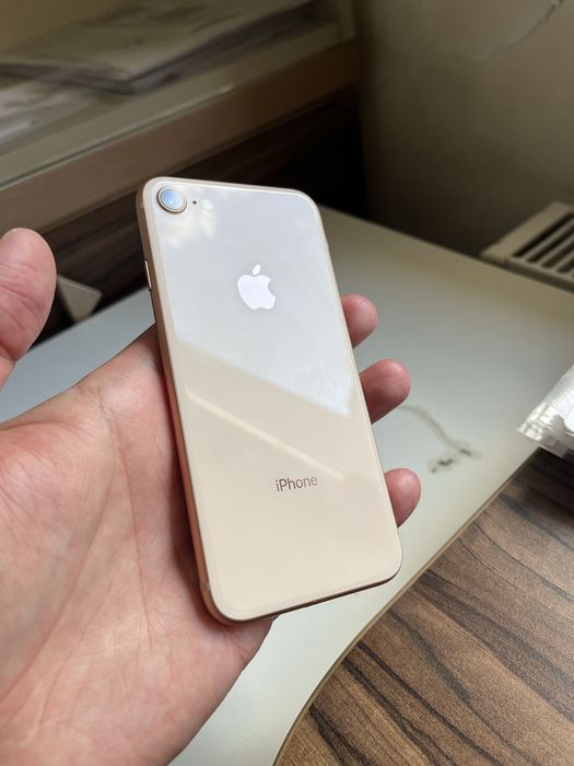 iphone 8 64gb gold - купити телефони та аксесуари - Ціна на OLX.ua