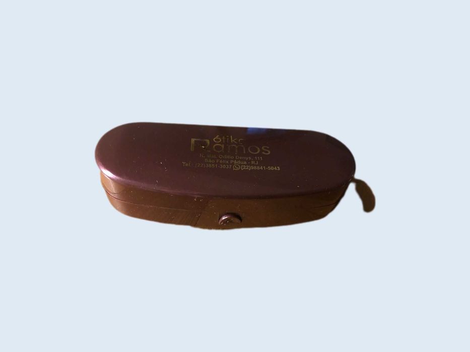 Óculos de senhora com ligeira graduação + bolsa rígida