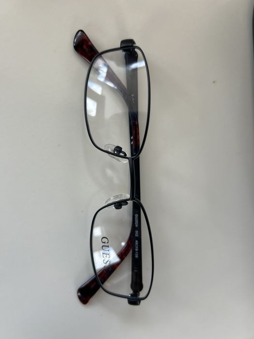 Oculos Guess ver ao perto