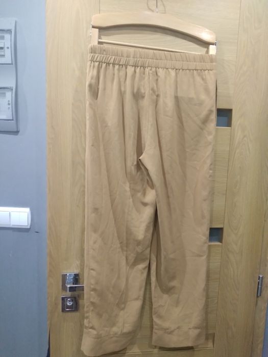 Świetny garnitur rozmiar S/2XL Minouu