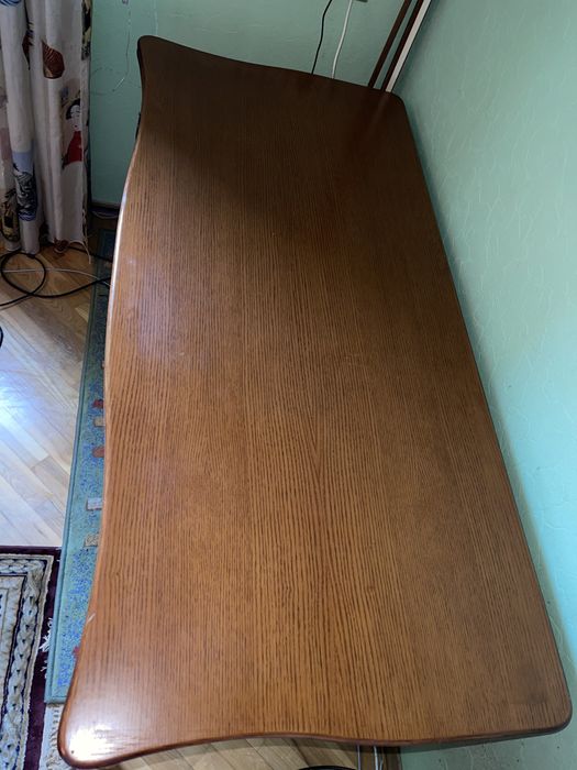 Кабинетный письменный стол из натурального ротанга