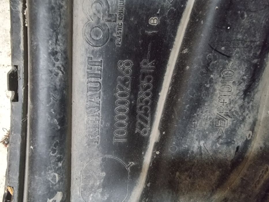 Заглушка бампер Renault Megan gtline 622558351r