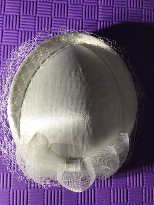 Головной убор свадебный