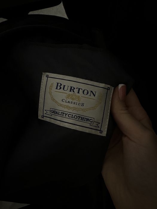 Піджак оверсайз з чоловічого плеча