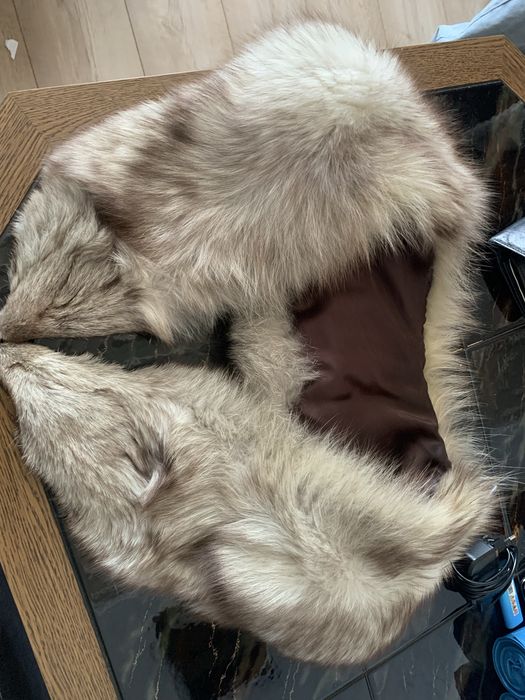 Is i czapka z lisa srebrnego PRL