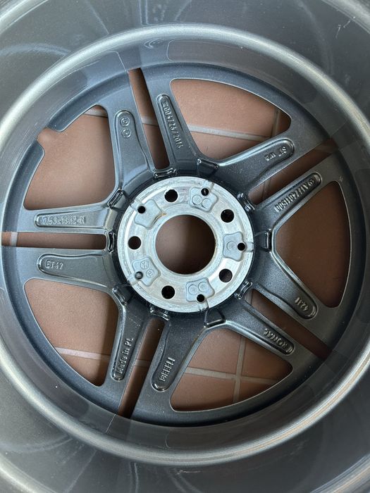 Jantes Mercedes AMG W177 18 polegadas - como novas