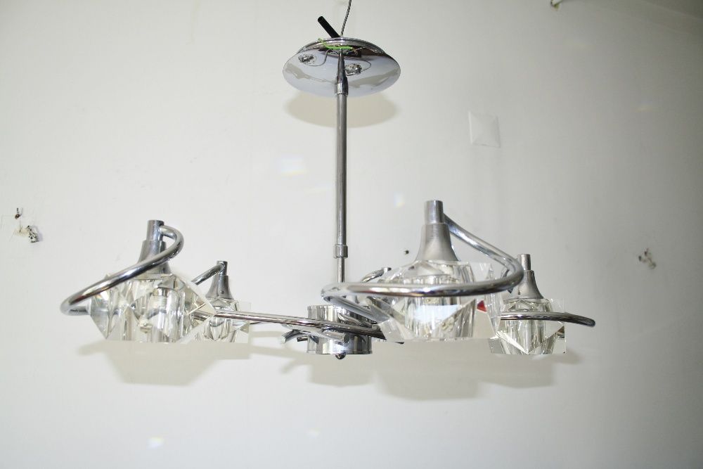 Candeeiro de teto cromado NOVO