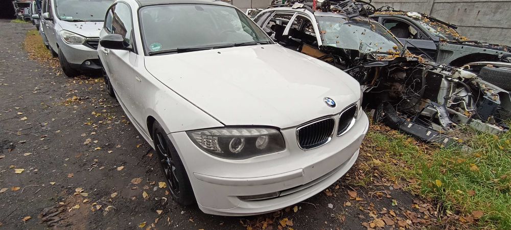 bmw e81 2.0   n43b20a  lak 300 alpinweiss samochód na części