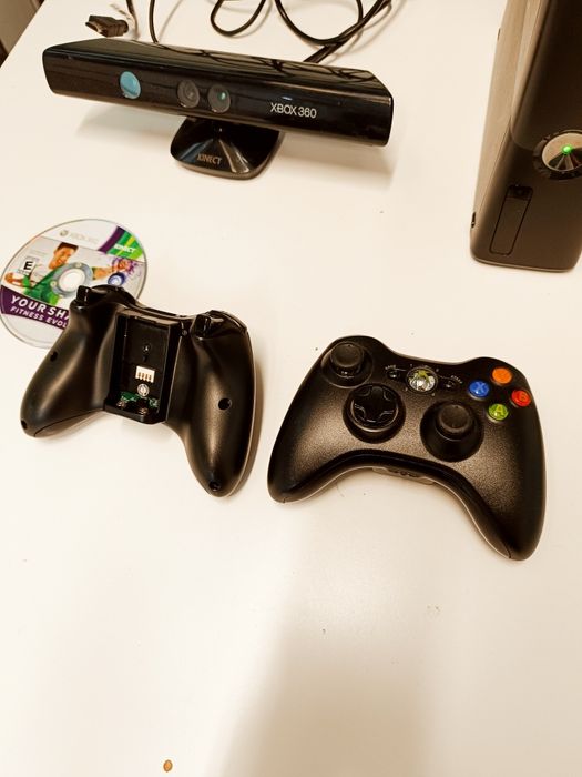 Vendo Xbox 360 Slim 250GB