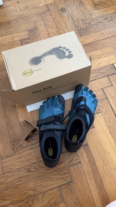Vibram FiveFingers V-Run r. 45 NOWE z metkami