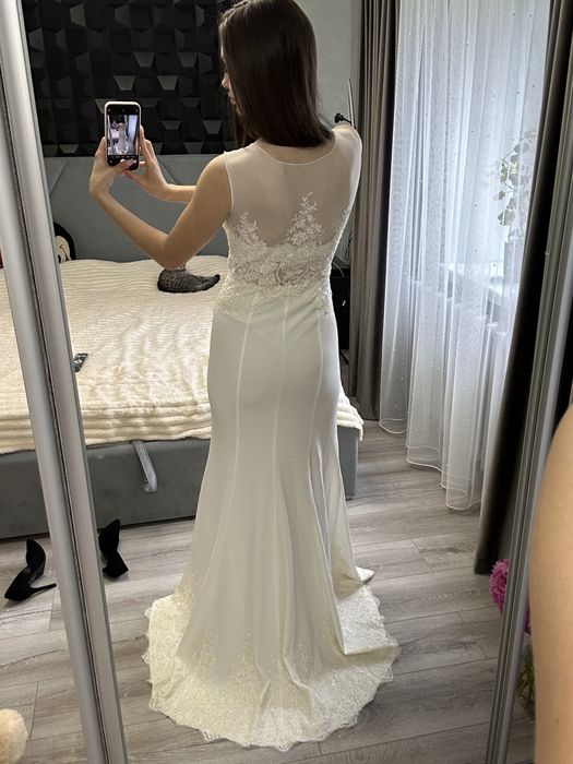 Продам випускну сукню