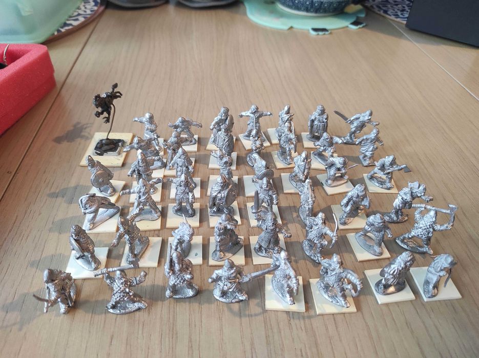 Metalowe figurki Warhammer