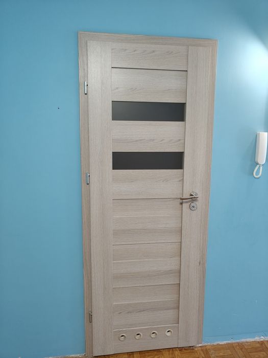 Drzi wewnętrzne lewe 70cm prawe 60cm