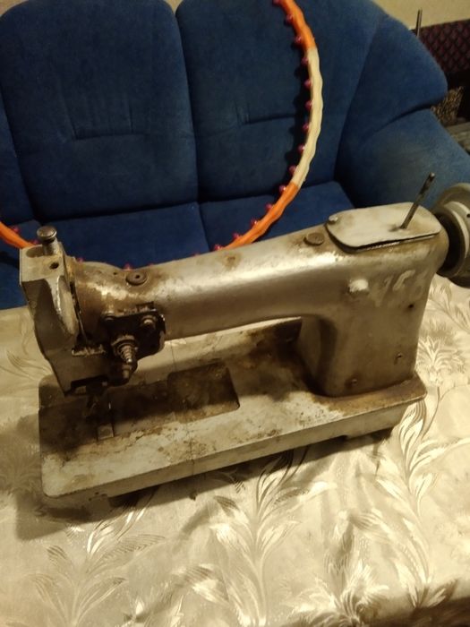 Швейна машинка ролікова для шиття обуві жіночої чоловічої дитячої